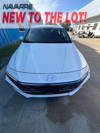 2026 Hyundai ELANTRA Limited — photo 1 of 3