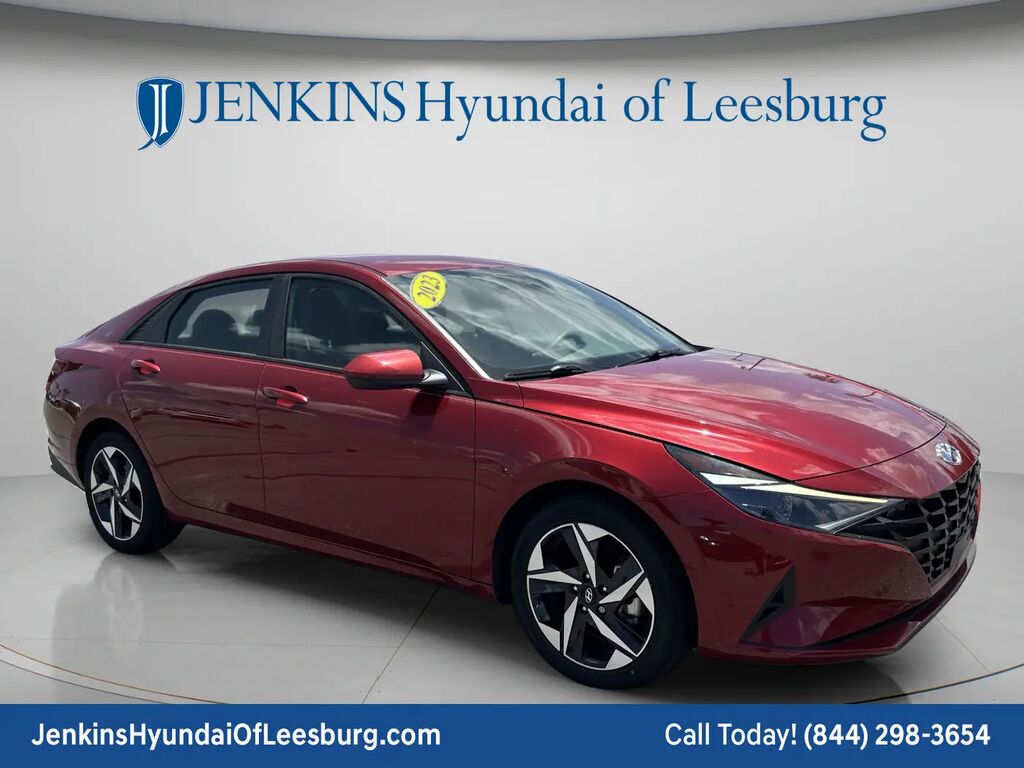 2023 Hyundai ELANTRA SEL — photo 1 of 13