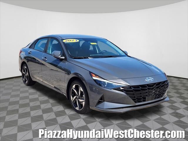 2023 Hyundai ELANTRA SEL — photo 1 of 13