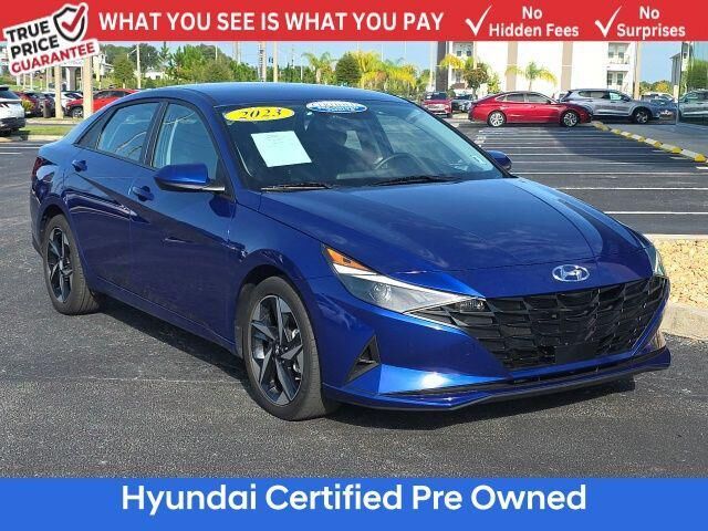 2023 Hyundai ELANTRA SEL — photo 1 of 13