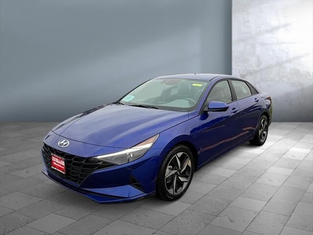 2023 Hyundai ELANTRA SEL — photo 1 of 13