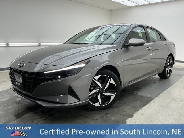 2023 Hyundai ELANTRA SEL — photo 1 of 13