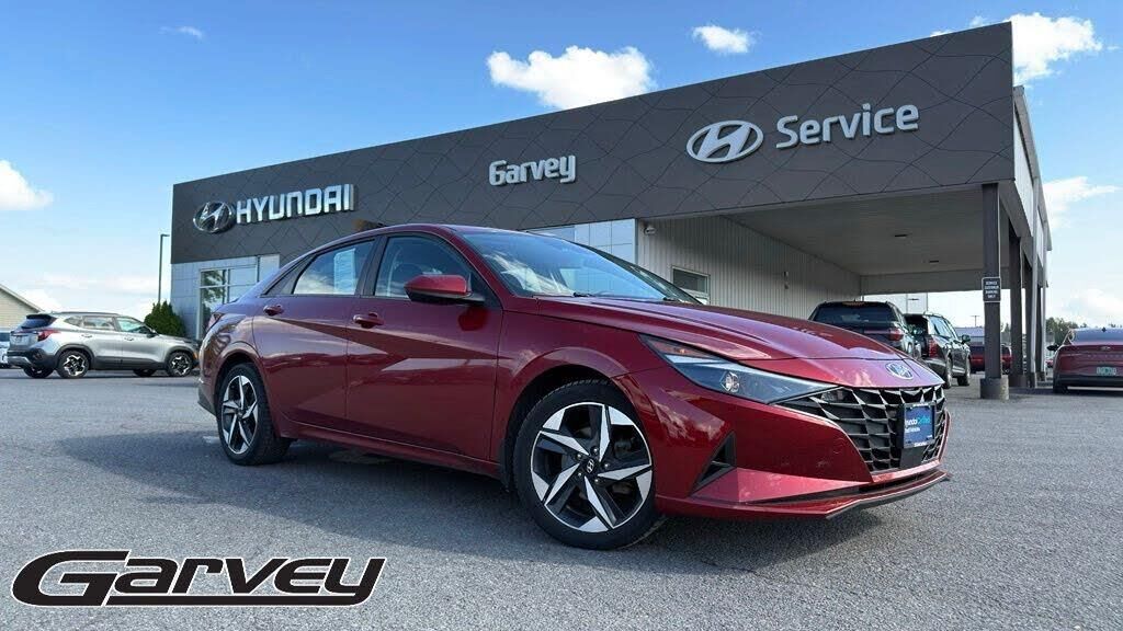 2023 Hyundai ELANTRA SEL — photo 1 of 1