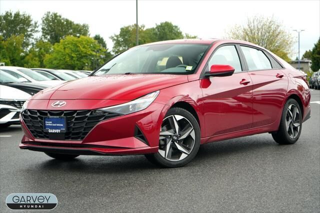 2023 Hyundai ELANTRA SEL — photo 1 of 14
