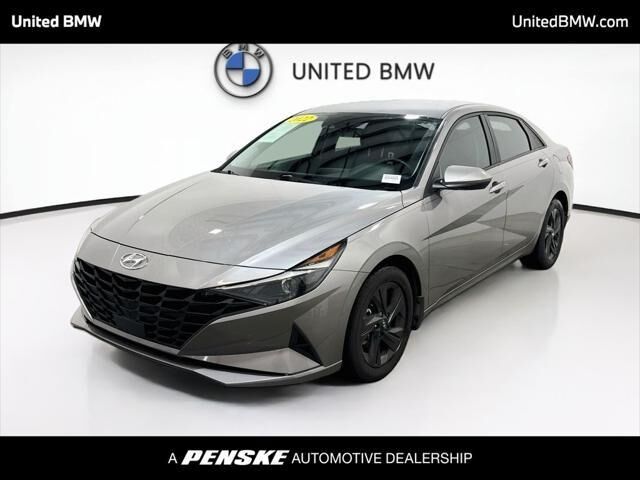 2022 Hyundai ELANTRA SEL — photo 1 of 13
