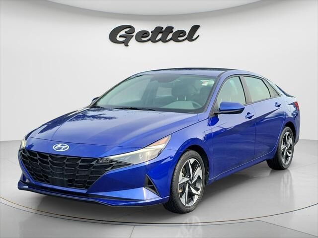 2023 Hyundai ELANTRA SEL — photo 1 of 13