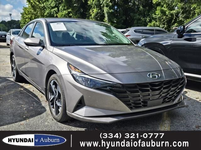 2023 Hyundai ELANTRA SEL — photo 1 of 18