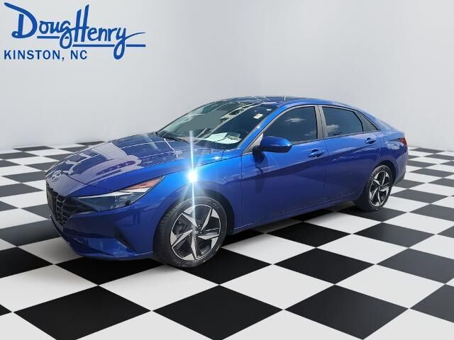 2023 Hyundai ELANTRA SEL — photo 1 of 13