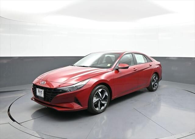 2023 Hyundai ELANTRA SEL — photo 1 of 26