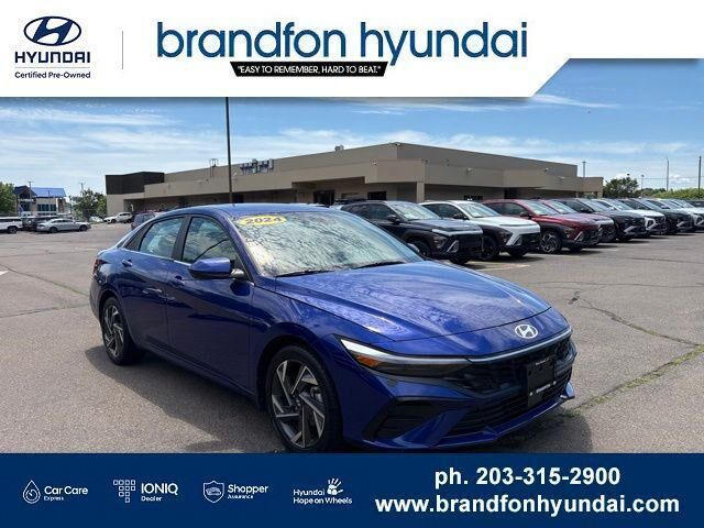 2024 Hyundai ELANTRA SEL