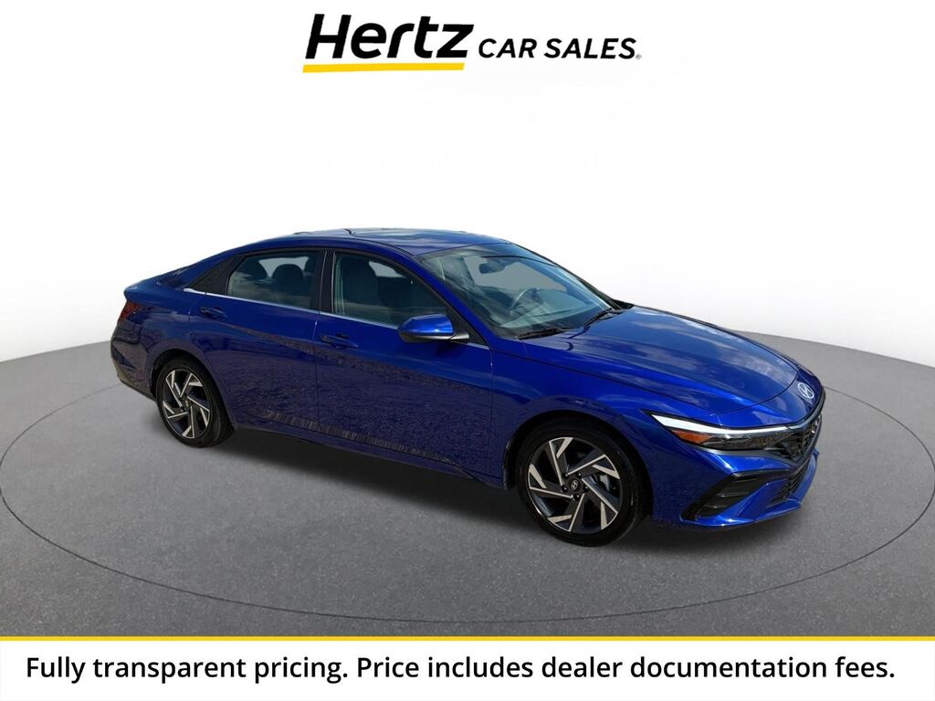 2025 Hyundai Elantra SEL Convenience — photo 1 of 13