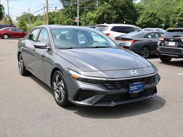 2025 Hyundai ELANTRA SEL Convenience