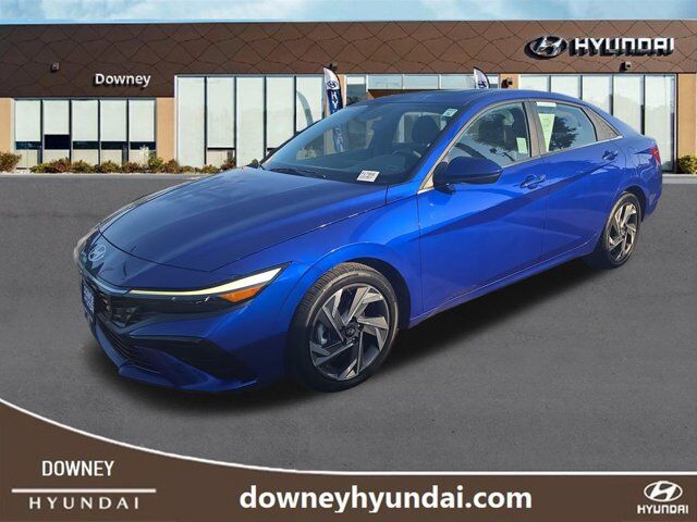 2025 Hyundai Elantra SEL Convenience — photo 1 of 1
