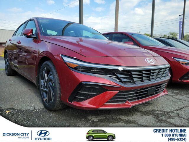 2024 Hyundai ELANTRA SEL — photo 1 of 6