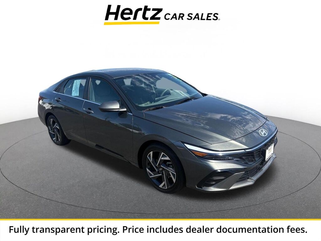 2025 Hyundai Elantra SEL Convenience — photo 1 of 14