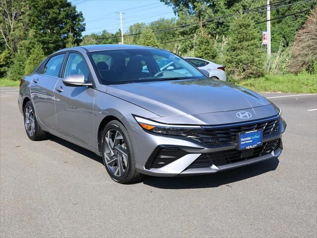 2025 Hyundai ELANTRA SEL Convenience — photo 1 of 64