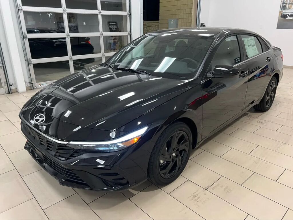 2026 Hyundai ELANTRA SEL Sport Premium — photo 1 of 26