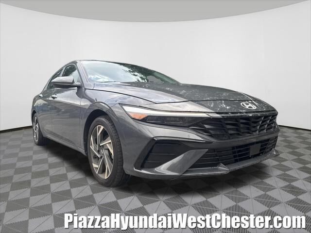 2025 Hyundai ELANTRA SEL Convenience — photo 1 of 26