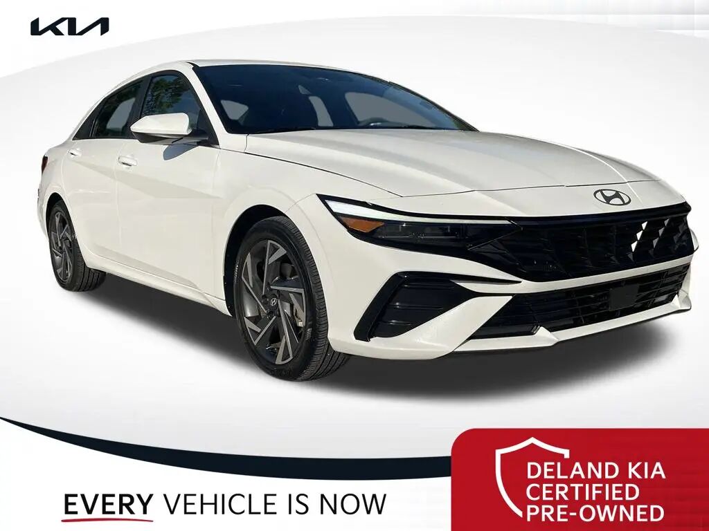 2024 Hyundai ELANTRA SEL — photo 1 of 13