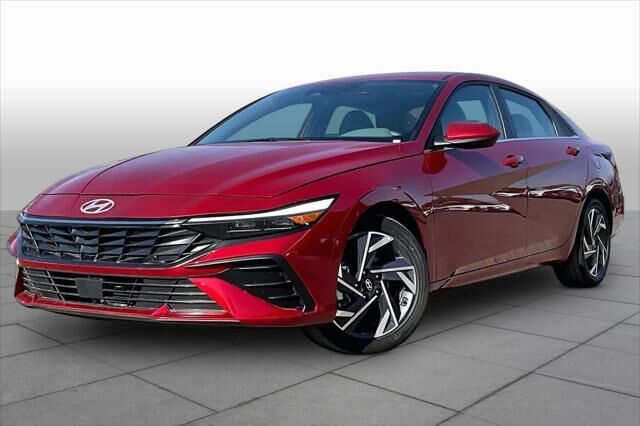 2025 Hyundai ELANTRA SEL Convenience — photo 1 of 13