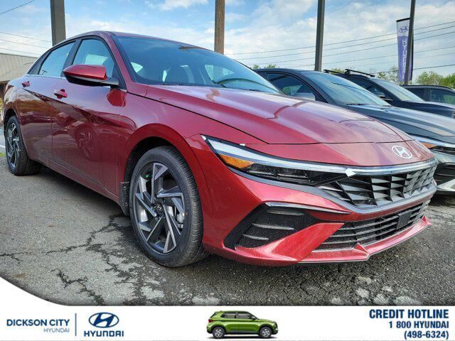 2024 Hyundai ELANTRA SEL — photo 1 of 6