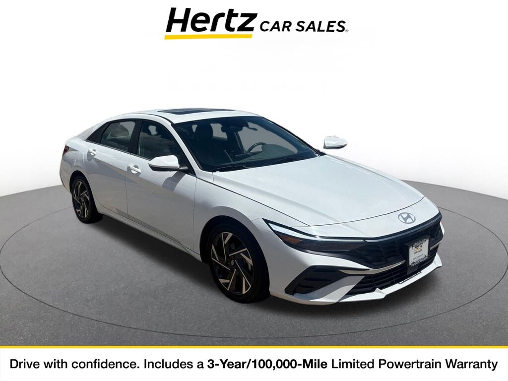 2025 Hyundai Elantra SEL Convenience — photo 1 of 11