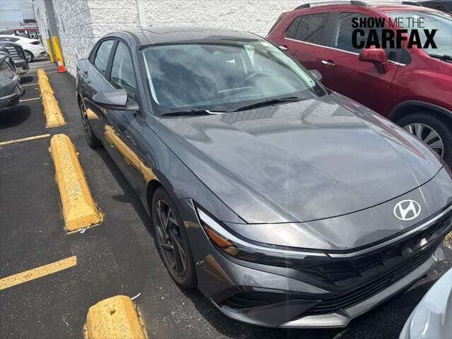 2025 Hyundai ELANTRA SEL Convenience — photo 1 of 5