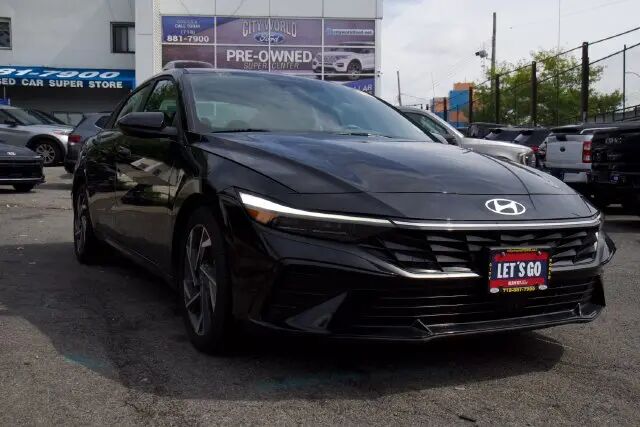 2025 Hyundai ELANTRA SEL Convenience