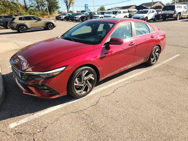 2025 Hyundai ELANTRA SEL Convenience