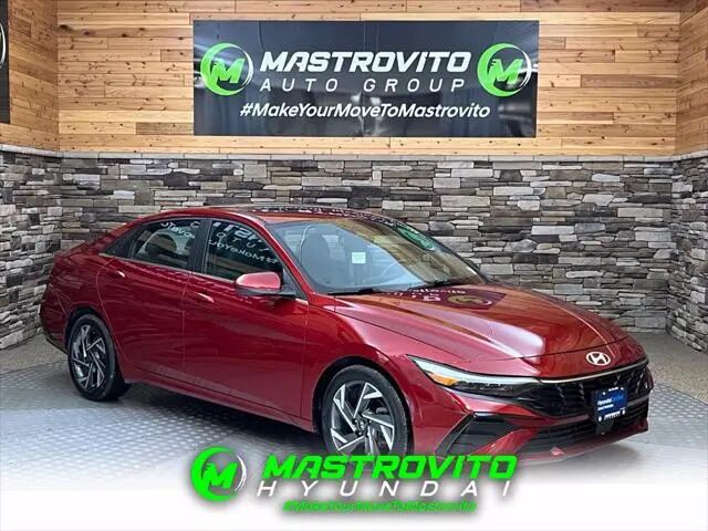 2024 Hyundai ELANTRA SEL
