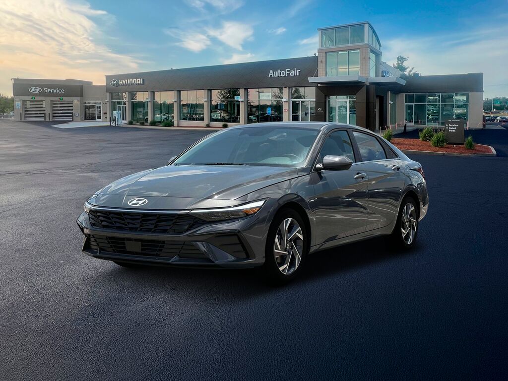 2024 Hyundai ELANTRA SEL — photo 1 of 26