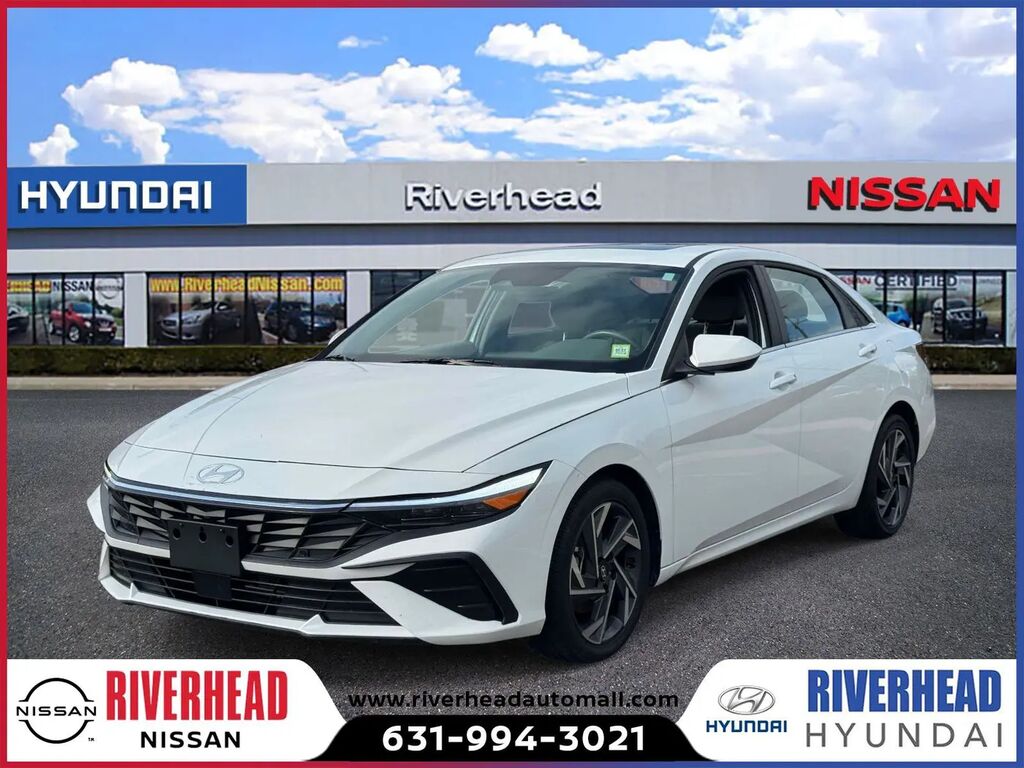 2025 Hyundai ELANTRA SEL Convenience — photo 1 of 13