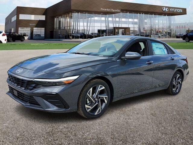 2025 Hyundai ELANTRA SEL Convenience — photo 1 of 13