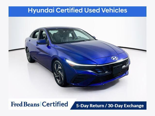 2024 Hyundai ELANTRA SEL