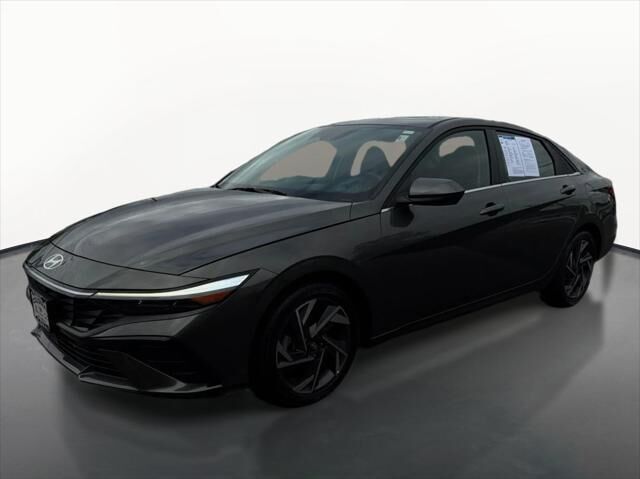 2024 Hyundai ELANTRA SEL — photo 1 of 13