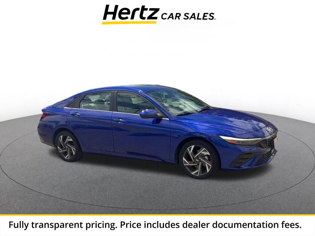 2025 Hyundai Elantra SEL Convenience — photo 1 of 13