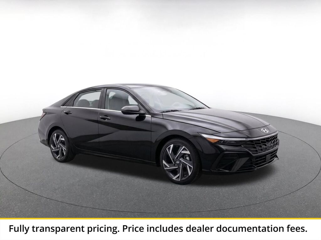 2025 Hyundai Elantra SEL Convenience — photo 1 of 45