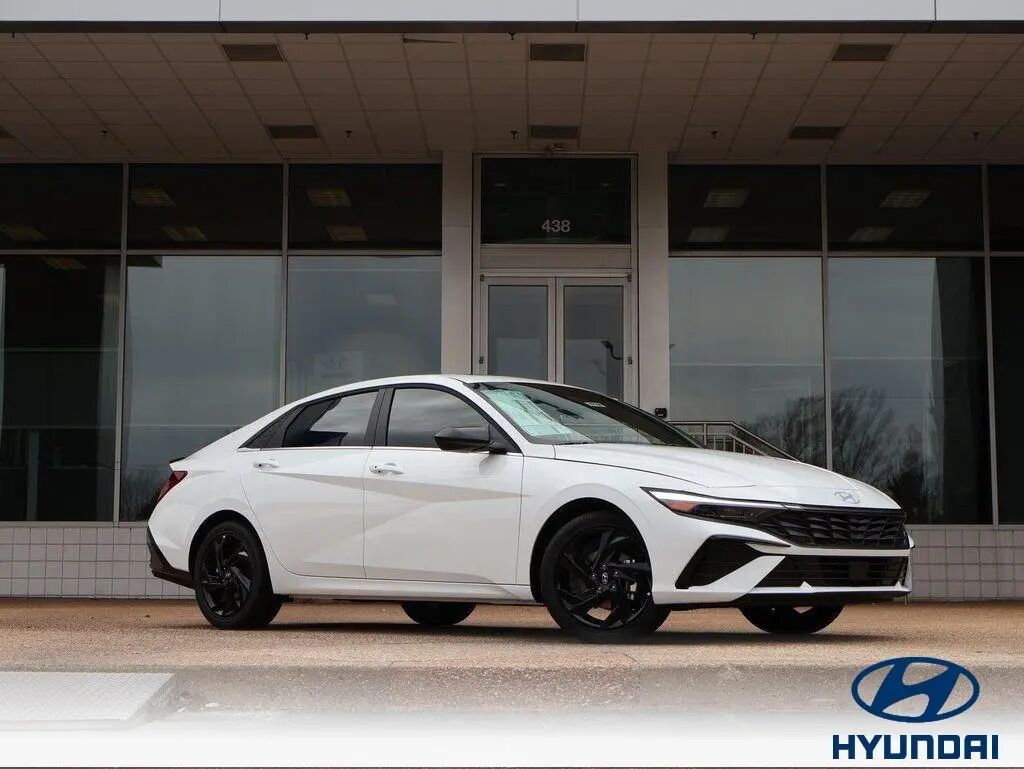 2026 Hyundai ELANTRA SEL Sport Premium — photo 1 of 13