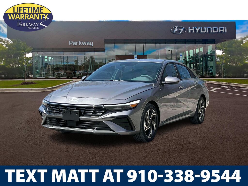 2024 Hyundai ELANTRA SEL — photo 1 of 13