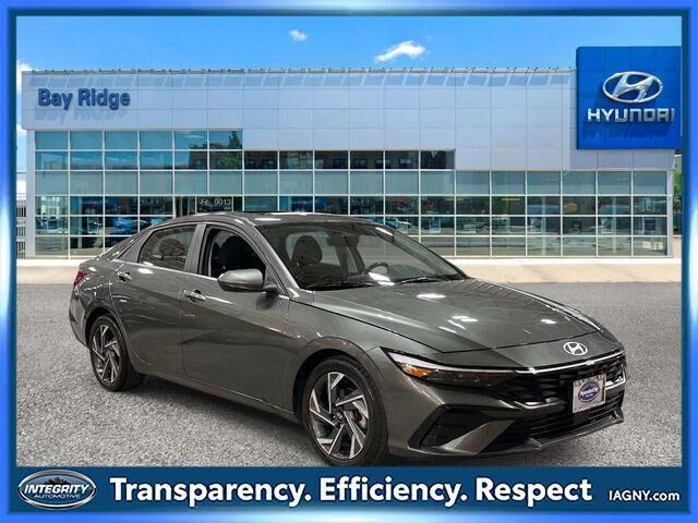 2025 Hyundai ELANTRA SEL Convenience — photo 1 of 10