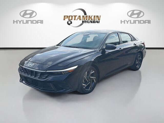 2025 Hyundai ELANTRA SEL Convenience — photo 1 of 13