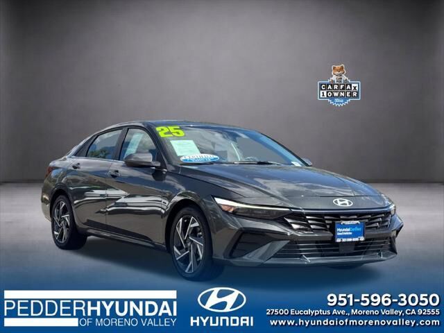 2025 Hyundai ELANTRA SEL Convenience — photo 1 of 13