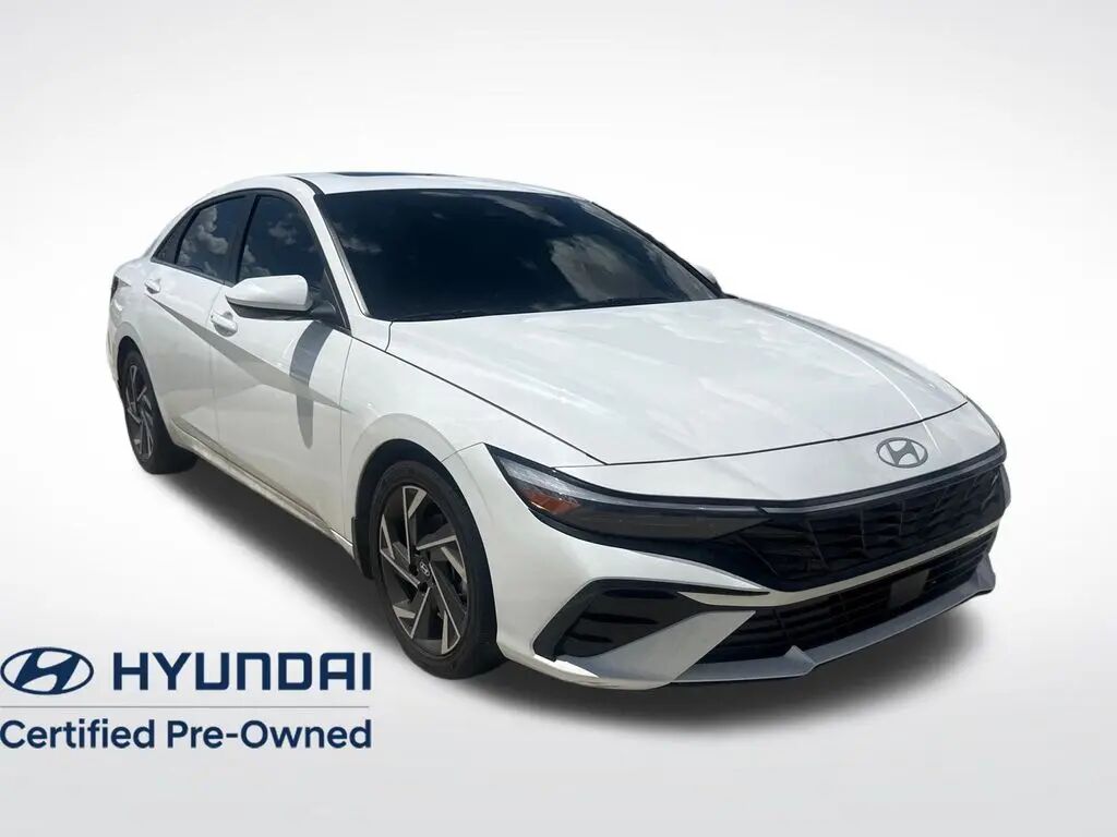 2025 Hyundai ELANTRA SEL Convenience — photo 1 of 23