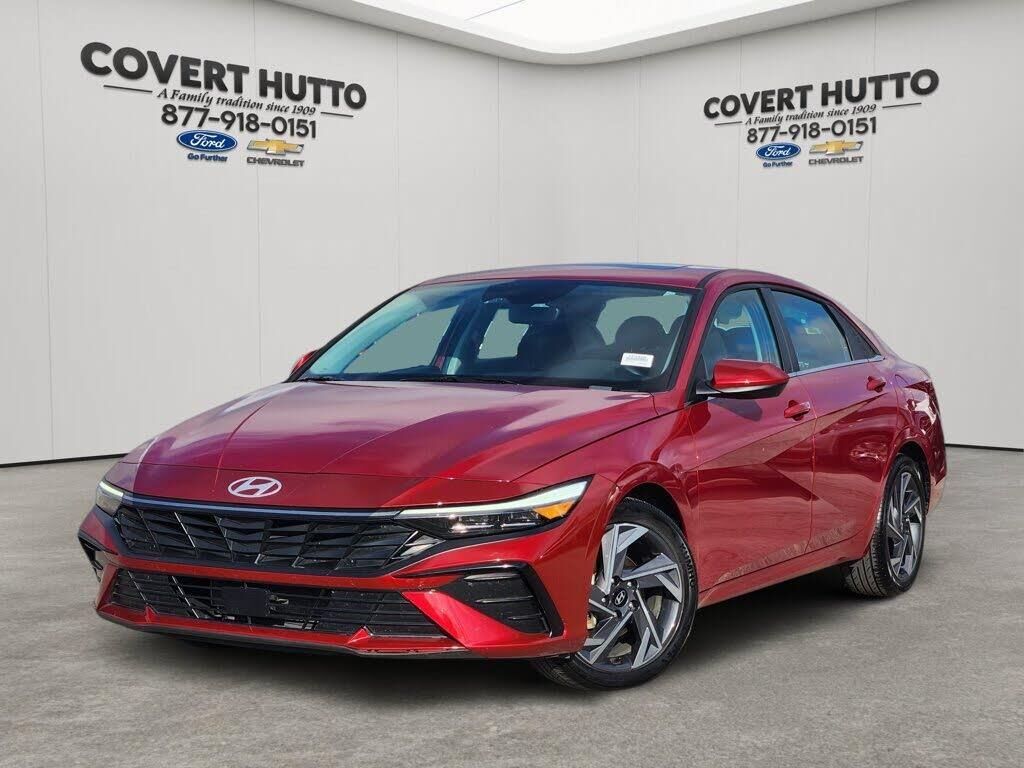 2025 Hyundai ELANTRA SEL Convenience — photo 1 of 15