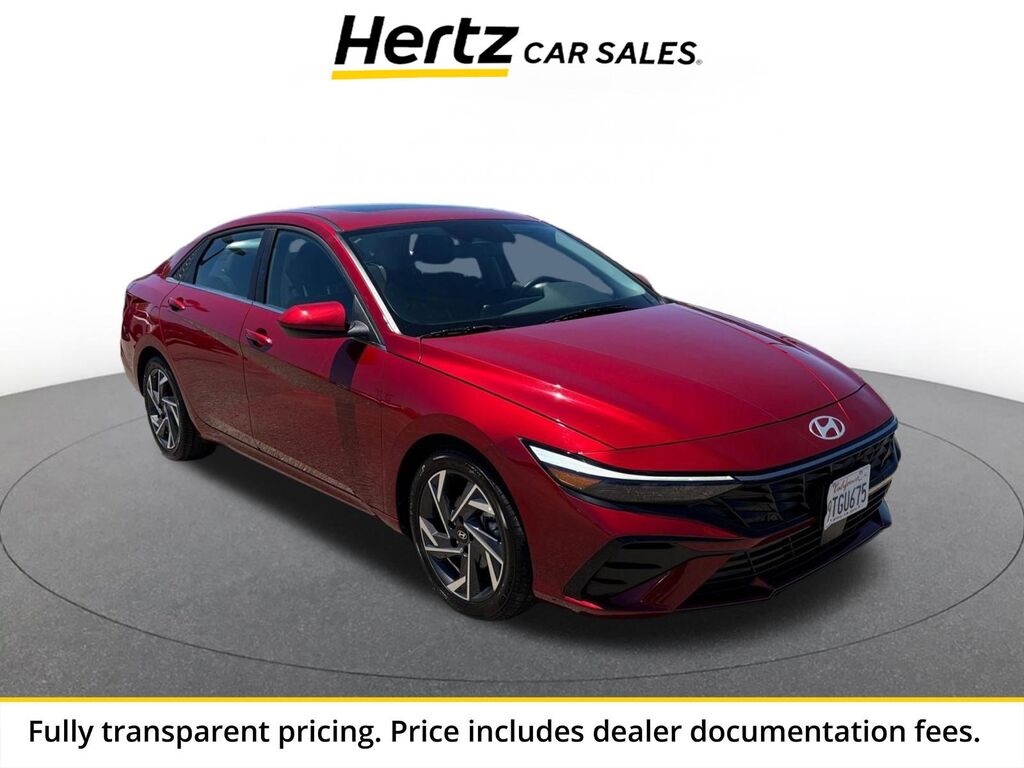2025 Hyundai Elantra SEL Convenience — photo 1 of 13