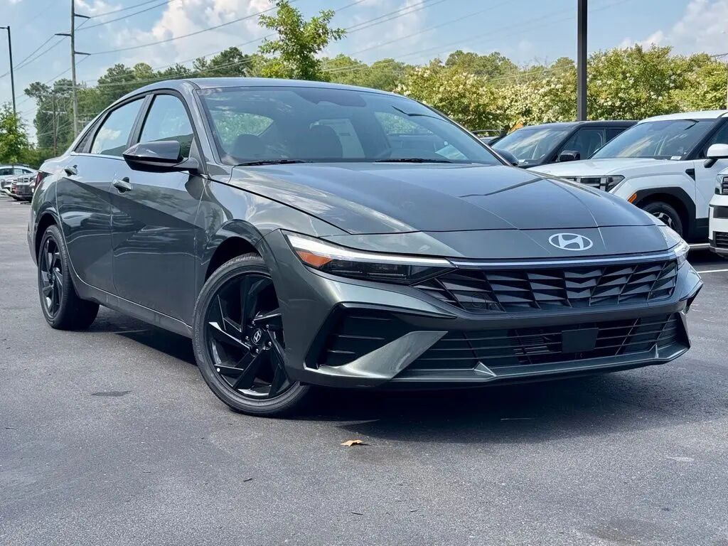 2026 Hyundai ELANTRA SEL Sport Premium — photo 1 of 13