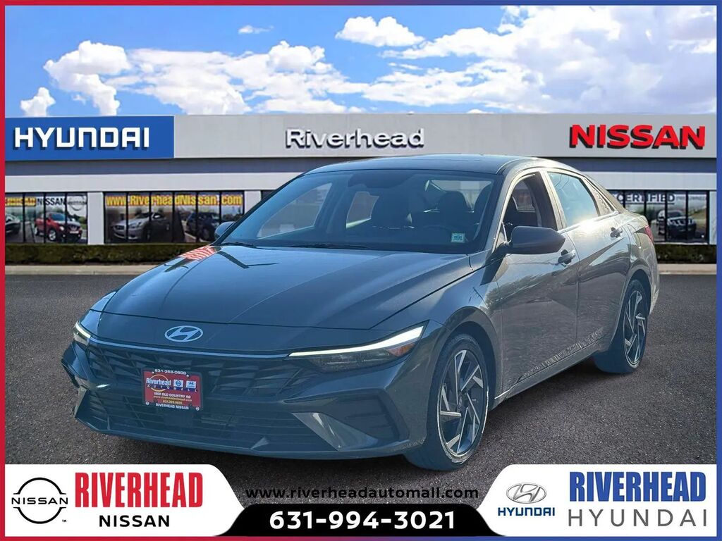 2025 Hyundai ELANTRA SEL Convenience — photo 1 of 13