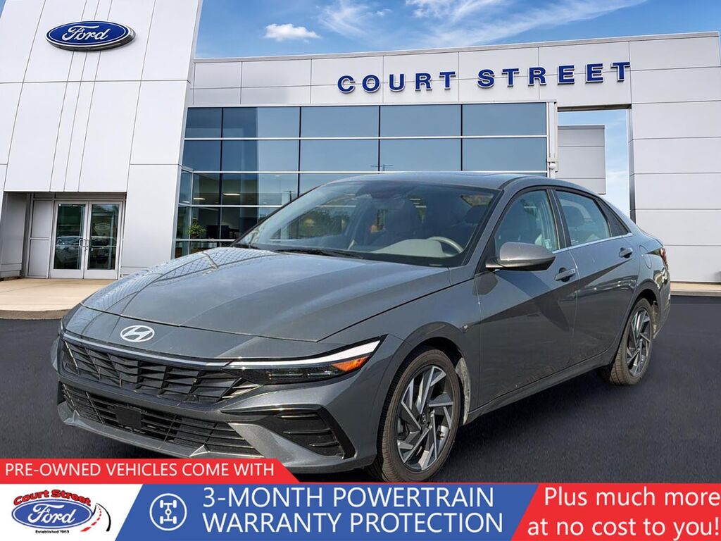 2025 Hyundai ELANTRA SEL Convenience — photo 1 of 15