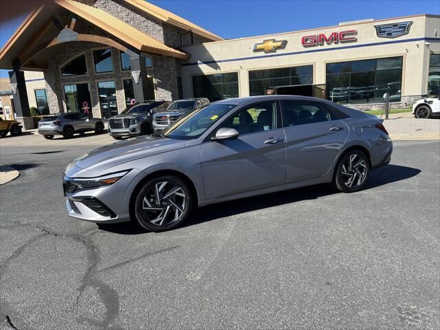 2025 Hyundai ELANTRA SEL Convenience