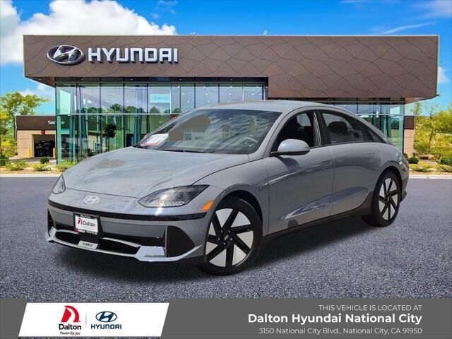2025 Hyundai IONIQ 6 SE Standard Range